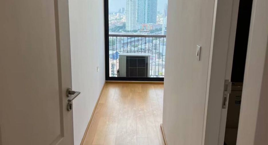Wohnung zum Kauf mit 2 Zimmer in Sathon, Bangkok