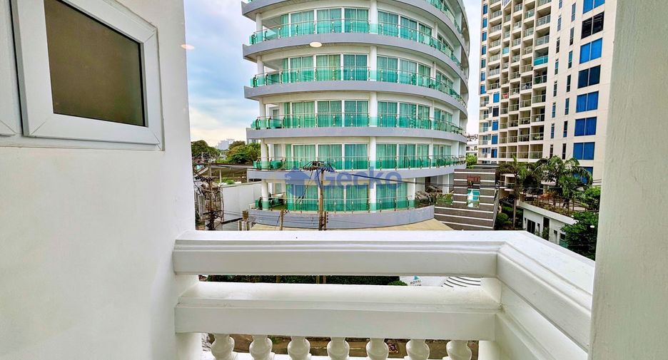 À louer et à vendre 3 chambres condo à Bang Lamung, Chonburi