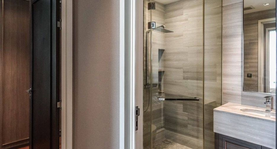 For rent 2 ベッドルーム condo in Khlong Toei, Bangkok