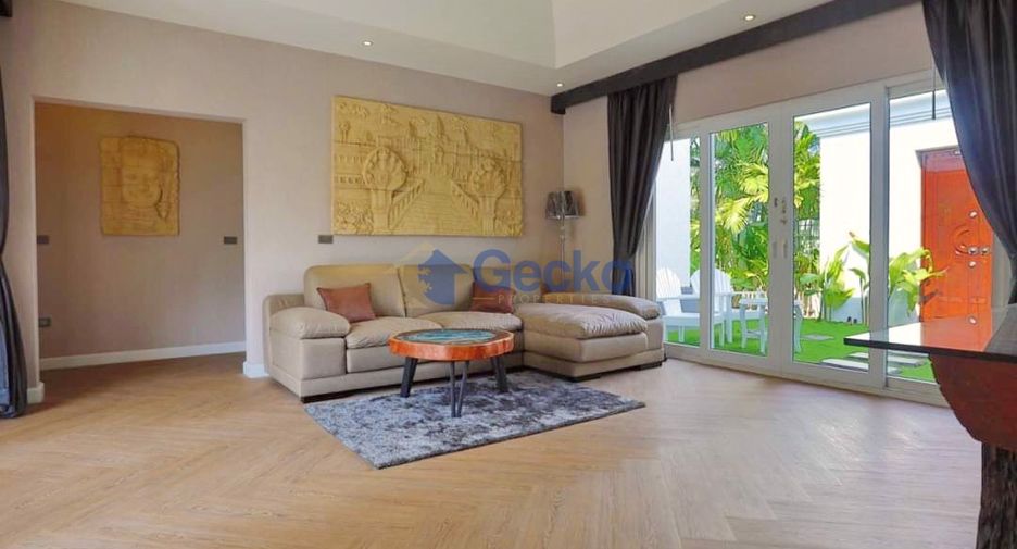 For rent and for sale 3 bedrooms house in Bang Lamung, Chonburi