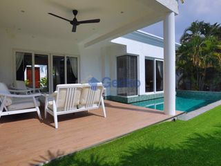 For rent and for sale 3 bedrooms house in Bang Lamung, Chonburi
