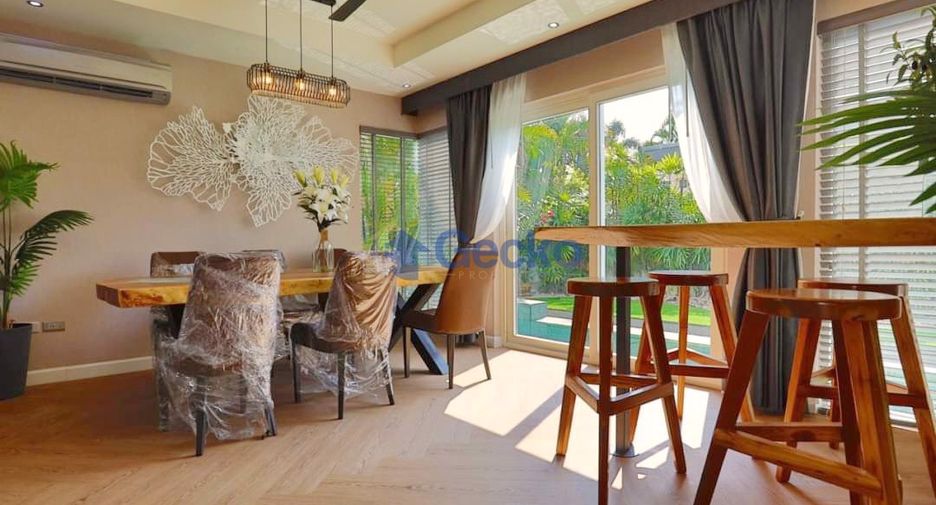 For rent and for sale 3 bedrooms house in Bang Lamung, Chonburi