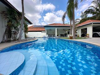 For rent and for sale 4 bedrooms house in Bang Lamung, Chonburi