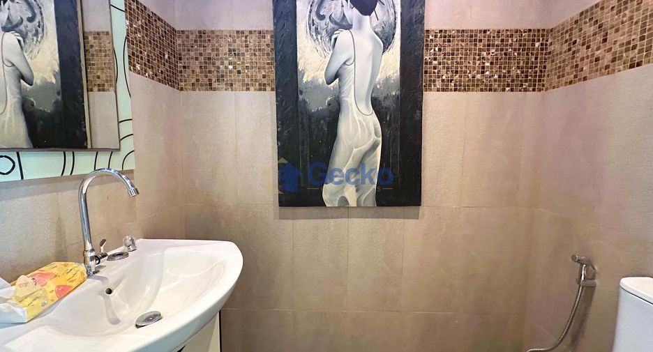 For rent and for sale 4 bedrooms house in Bang Lamung, Chonburi