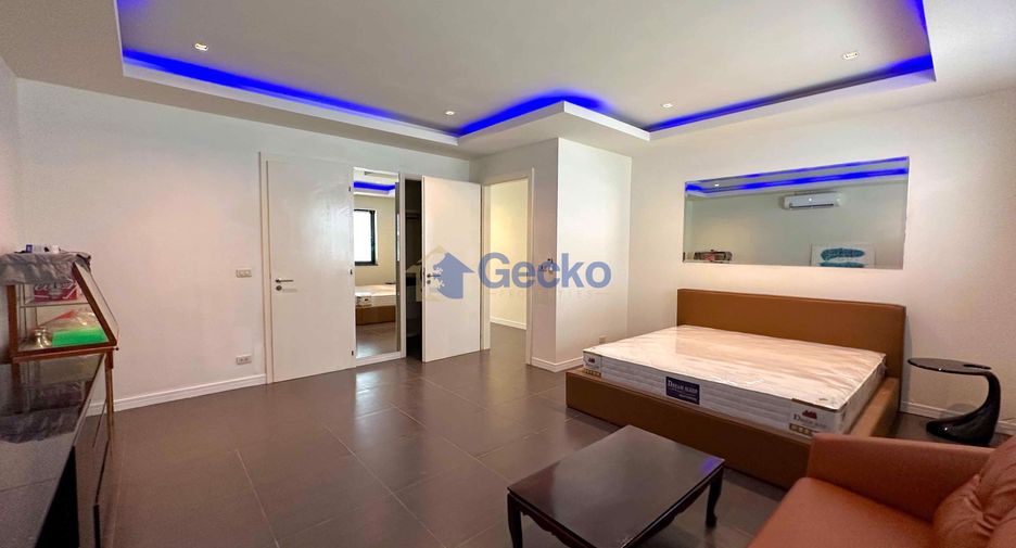 For rent and for sale 4 bedrooms house in Bang Lamung, Chonburi