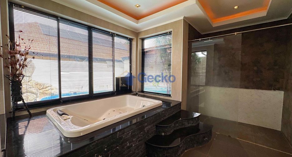 For rent and for sale 4 bedrooms house in Bang Lamung, Chonburi