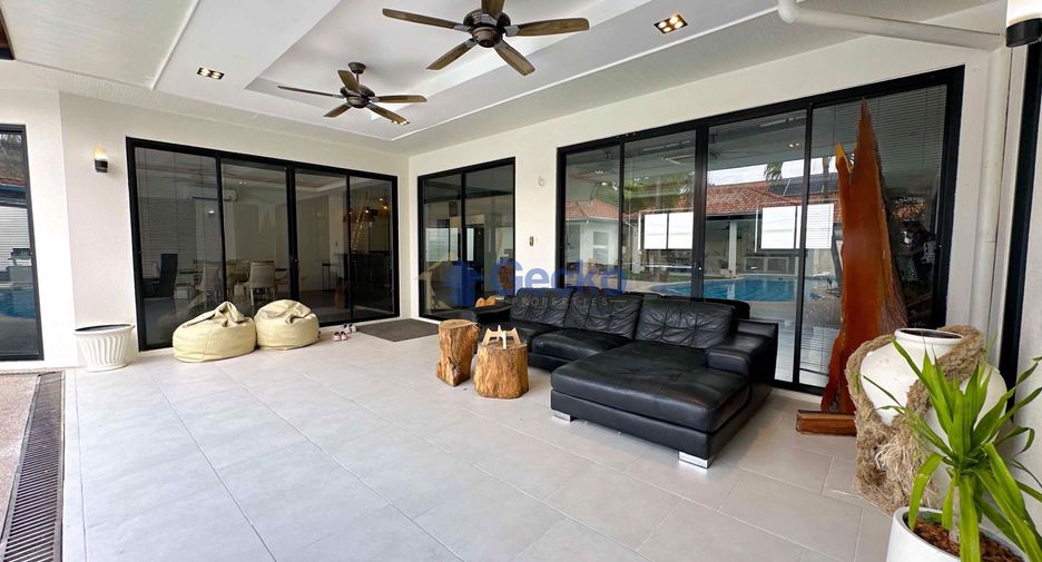 For rent and for sale 4 bedrooms house in Bang Lamung, Chonburi