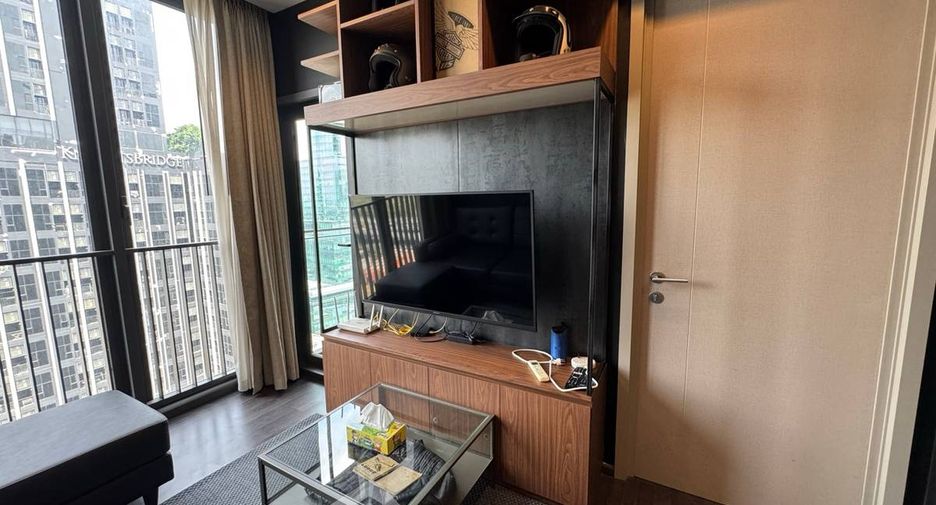 For rent 1 bed condo in Huai Khwang, Bangkok