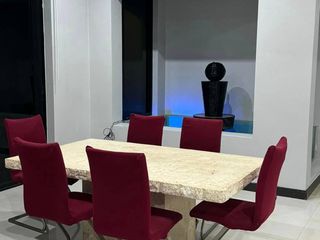 Villa en alquiler de 6 habitaciones en Bang Lamung, Chonburi