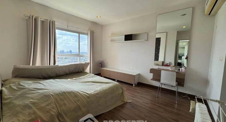 For rent 2 bedrooms condo in Sathon, Bangkok