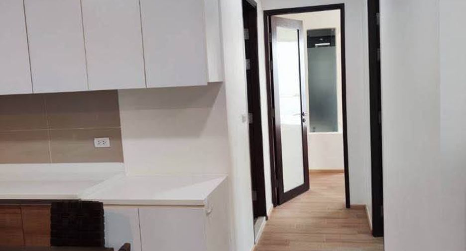 For rent 2 ベッドルーム condo in Phra Khanong, Bangkok