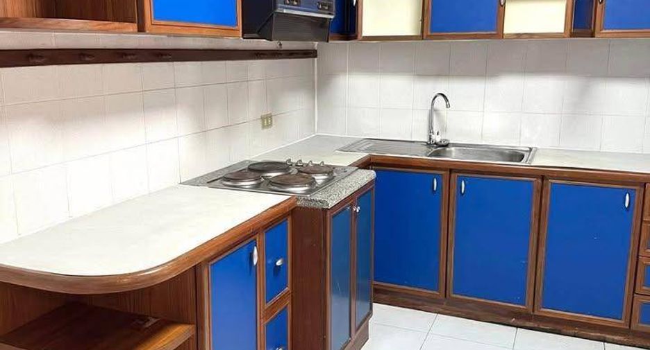 Wohnung zur Miete mit 3 Zimmer in Watthana, Bangkok