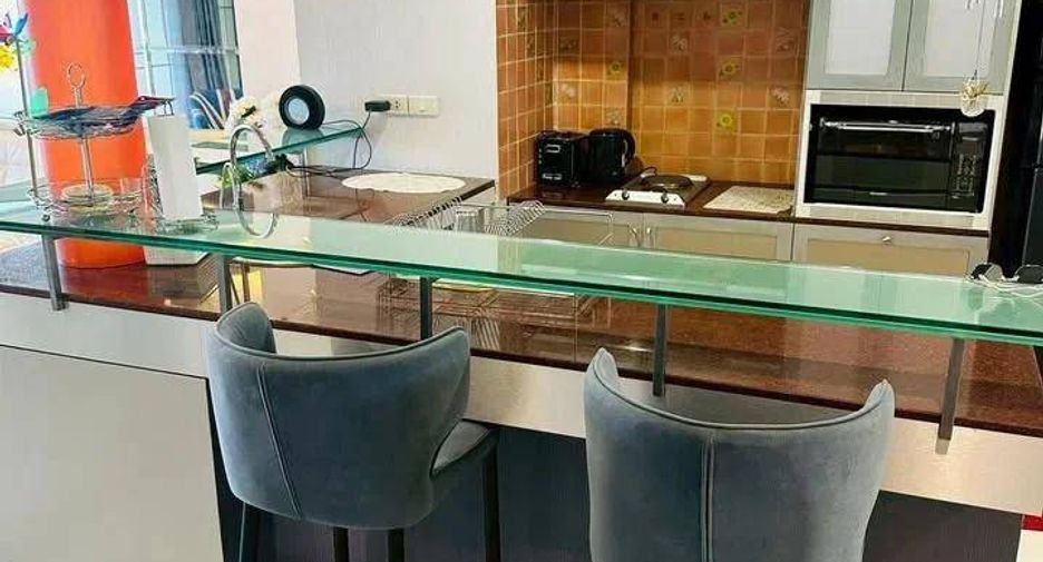 Аренда 2 спальни кондо в Банг Капи, Бангкок