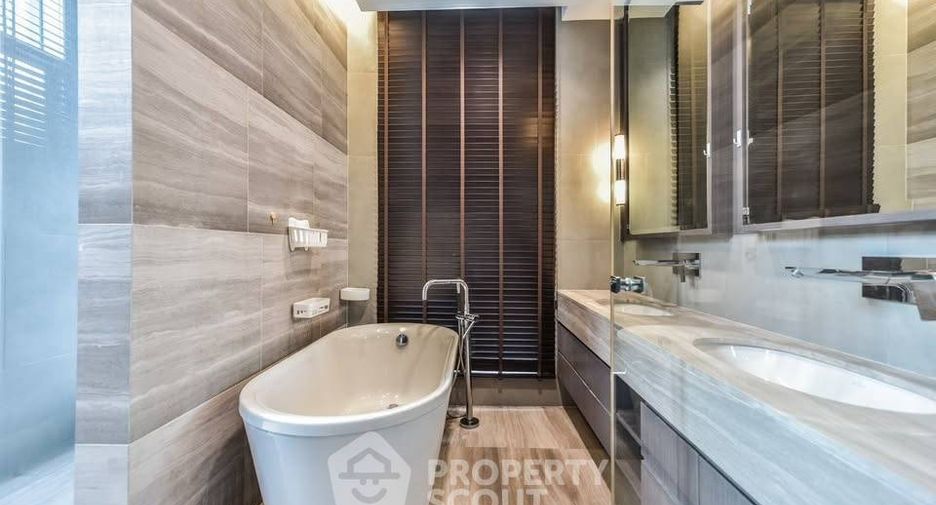 For rent 2 ベッドルーム condo in Sathon, Bangkok