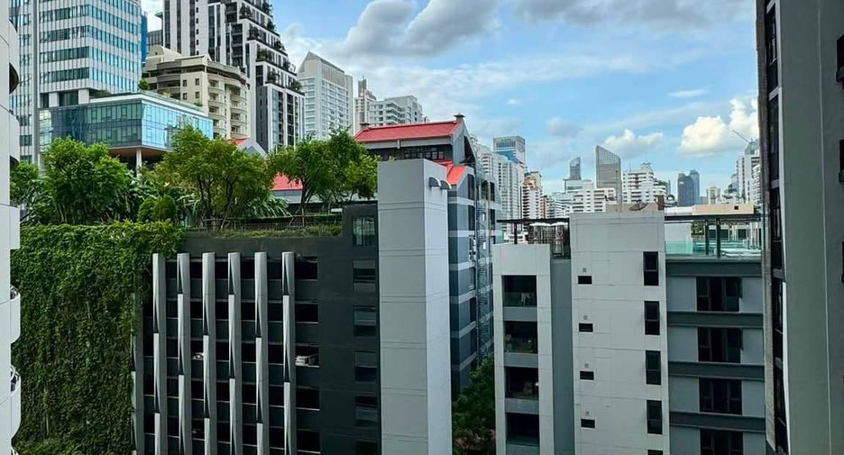 For rent 1 bed condo in Khlong Toei, Bangkok