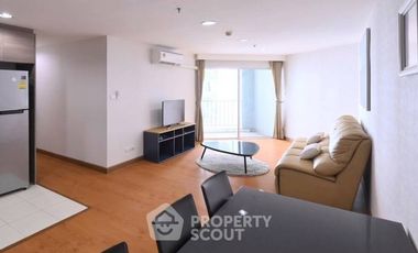 For rent 3 bedrooms condo in Huai Khwang, Bangkok