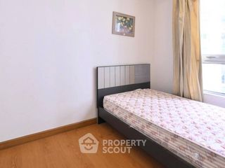 Wohnung zur Miete mit 3 Zimmer in Huai Khwang, Bangkok