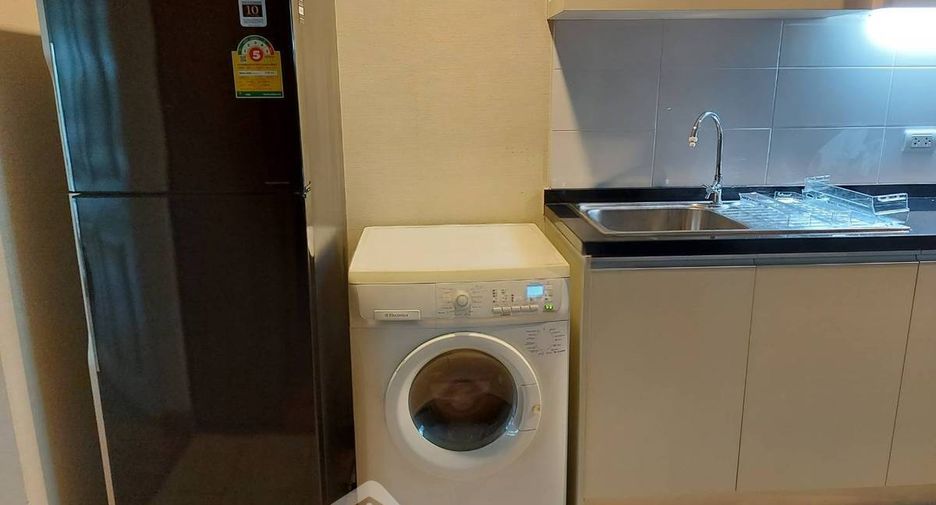 For rent 1 bed condo in Phaya Thai, Bangkok