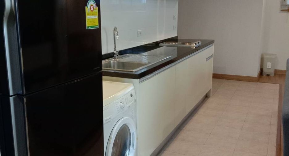 For rent 1 bed condo in Phaya Thai, Bangkok