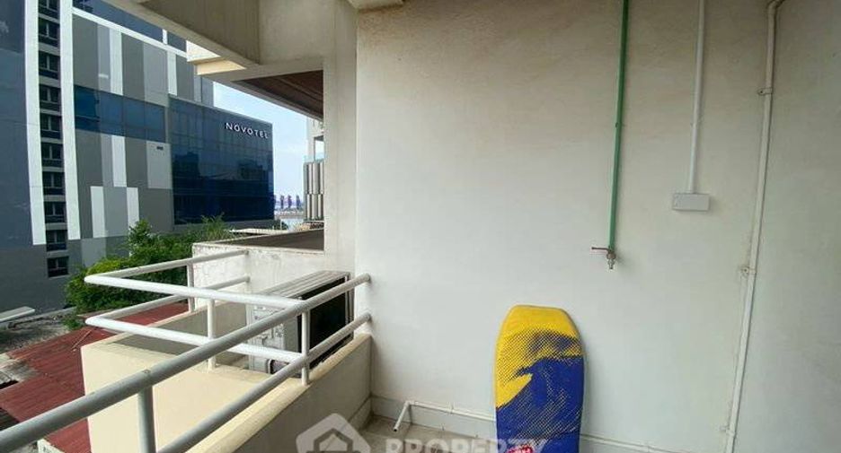 For rent 2 bedrooms condo in Si Racha, Chonburi