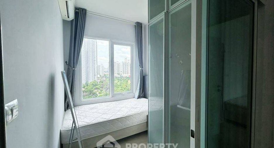 For rent 2 bedrooms condo in Huai Khwang, Bangkok