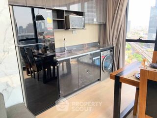 À louer 2 chambres condo à Bang Rak, Bangkok