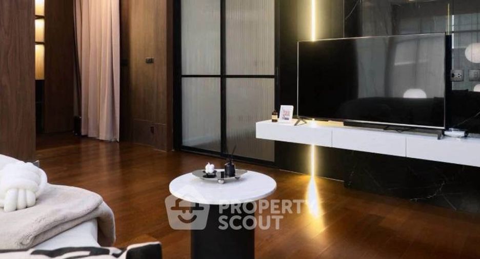 For rent 3 ベッドルーム house in Phra Khanong, Bangkok