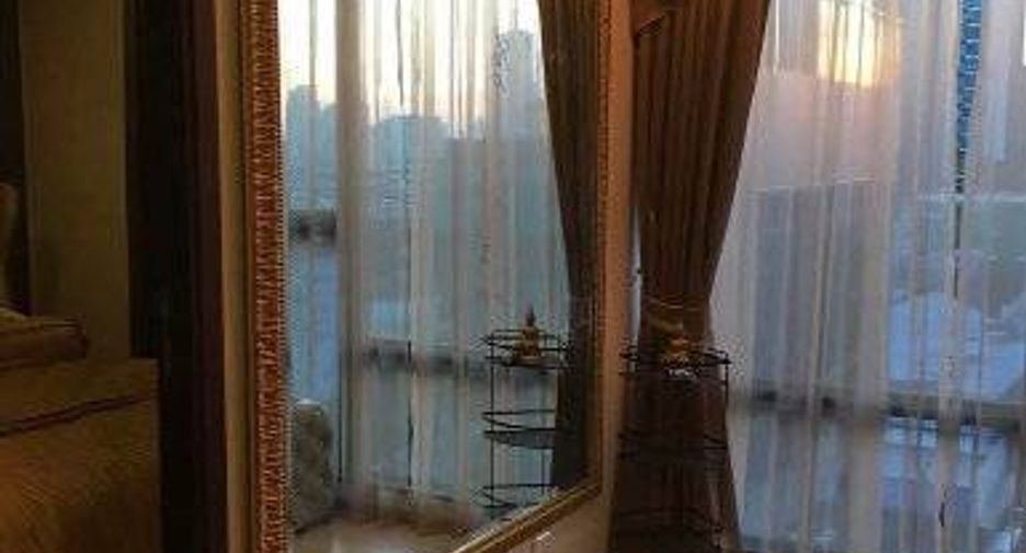 For rent 1 bed condo in Huai Khwang, Bangkok