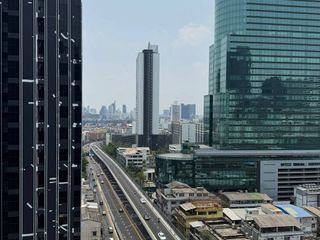 For rent 1 bed condo in Huai Khwang, Bangkok