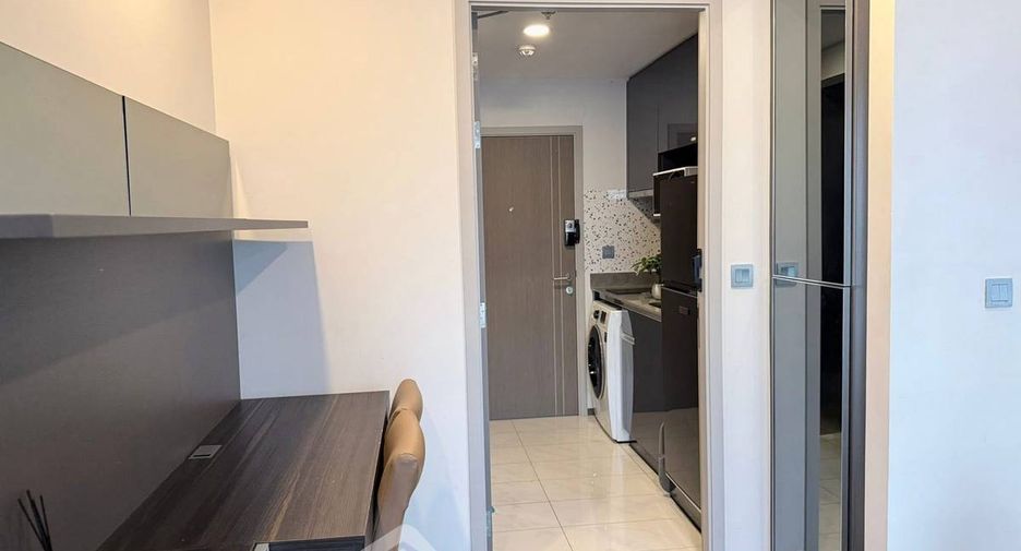 For rent 1 bed condo in Pathum Wan, Bangkok
