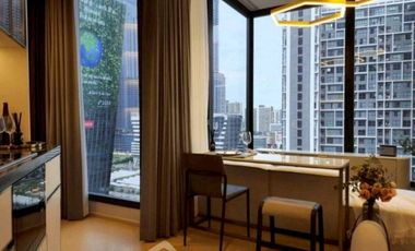 For rent 2 bedrooms condo in Huai Khwang, Bangkok