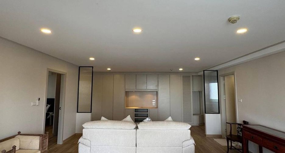 Condo en alquiler de 2 habitaciones en Watthana, Bangkok