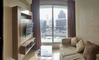 Condo en alquiler de 1 habitaciones en Sathon, Bangkok