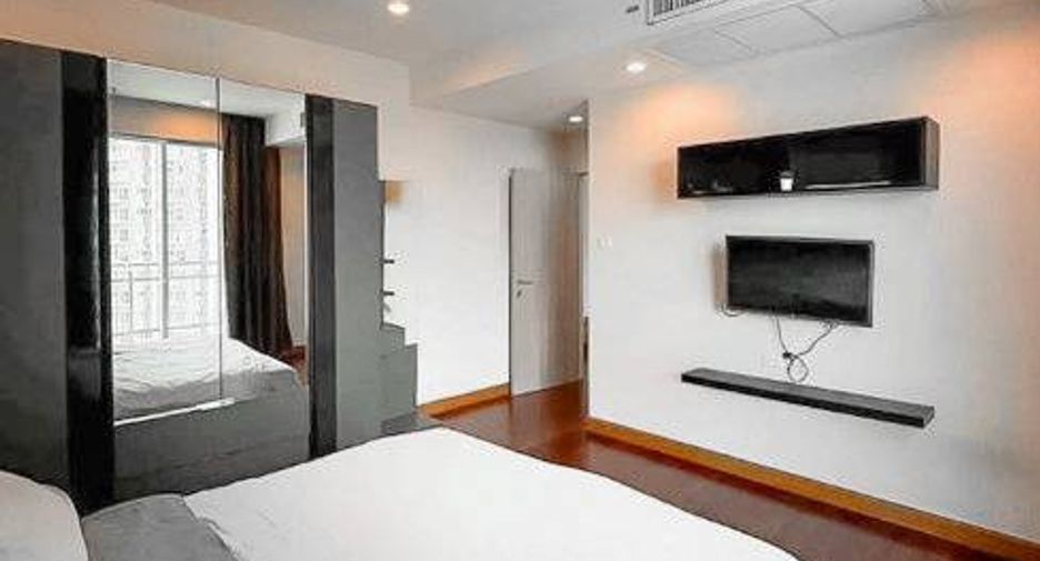 For rent 2 bedrooms condo in Bang Kho Laem, Bangkok