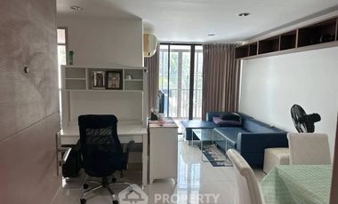 For rent 2 bedrooms condo in Khlong San, Bangkok