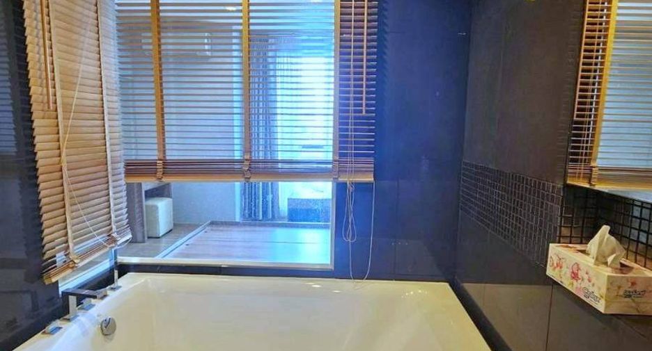 For rent 1 bed condo in Sathon, Bangkok