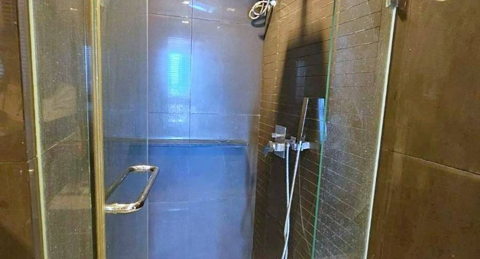 For rent 1 bed condo in Sathon, Bangkok