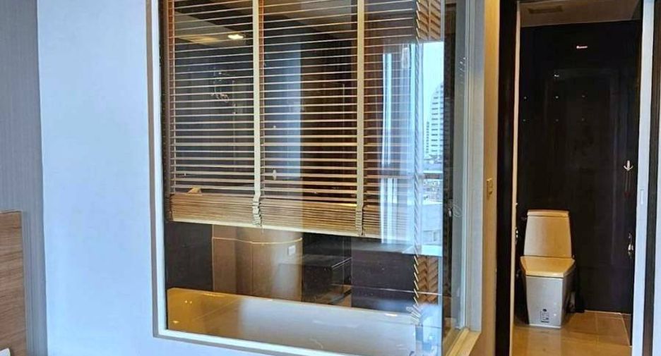 For rent 1 bed condo in Sathon, Bangkok