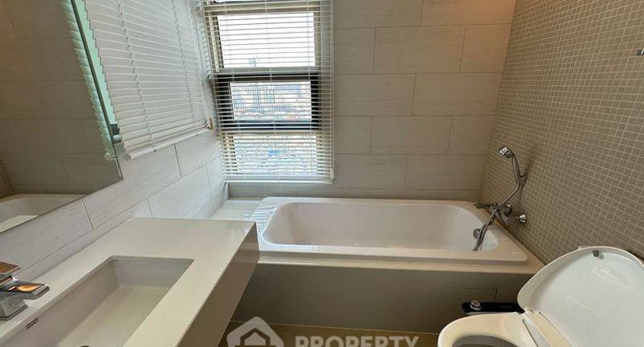 For rent 2 bedrooms condo in Si Racha, Chonburi