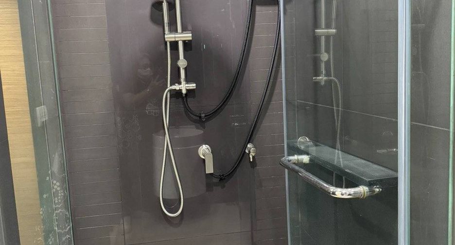 For rent 1 bed condo in Phaya Thai, Bangkok