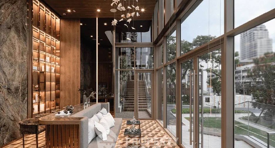 For rent 1 bed condo in Watthana, Bangkok