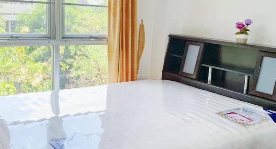 À louer 1 chambre condo à Khlong San, Bangkok