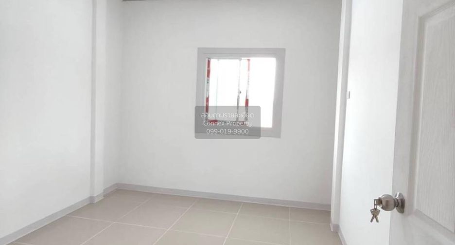 À vendre 3 chambres maison de ville à Bang Bua Thong, Nonthaburi
