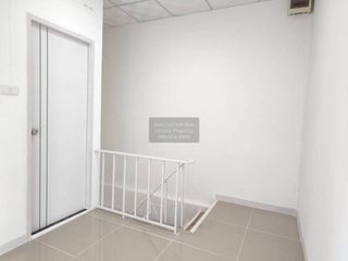 À vendre 3 chambres maison de ville à Bang Bua Thong, Nonthaburi