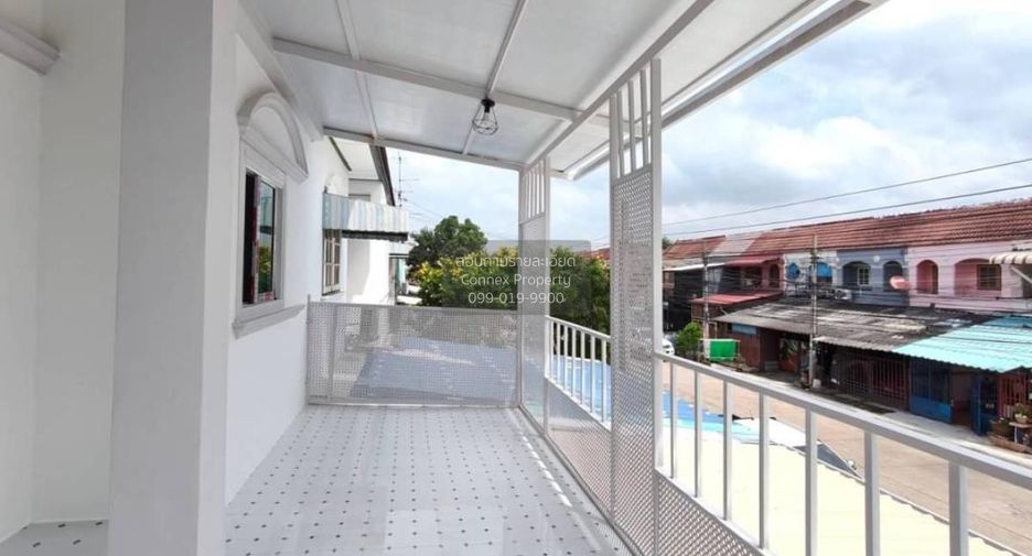 À vendre 3 chambres maison de ville à Bang Bua Thong, Nonthaburi