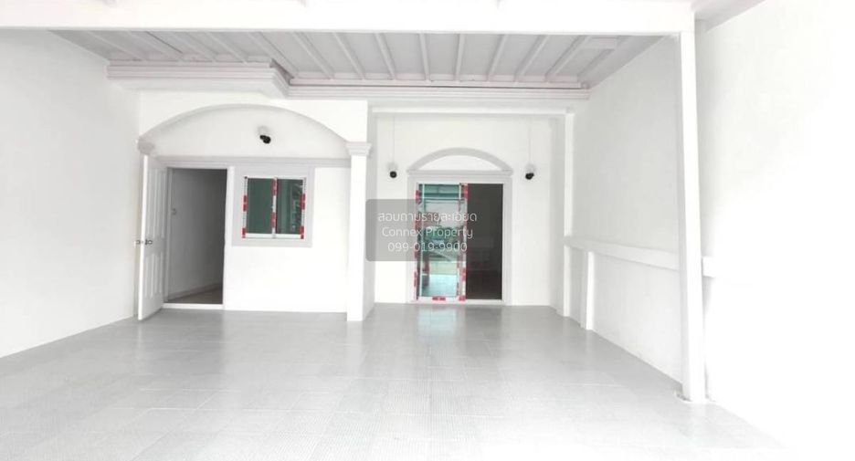 À vendre 3 chambres maison de ville à Bang Bua Thong, Nonthaburi