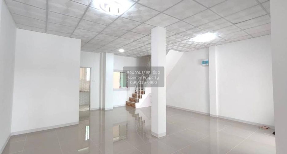 À vendre 3 chambres maison de ville à Bang Bua Thong, Nonthaburi