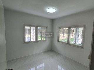 出售 3 卧室 联排别墅 在 Khlong Luang, Pathum Thani