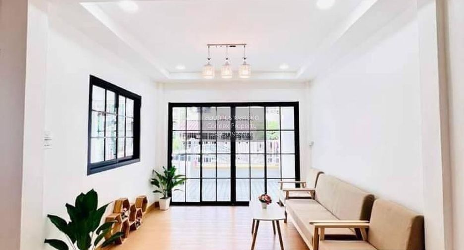 For sale 3 ベッドルーム townhouse in Bang Bua Thong, Nonthaburi