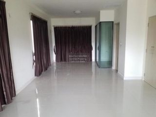 For sale 3 ベッドルーム townhouse in Bang Bua Thong, Nonthaburi